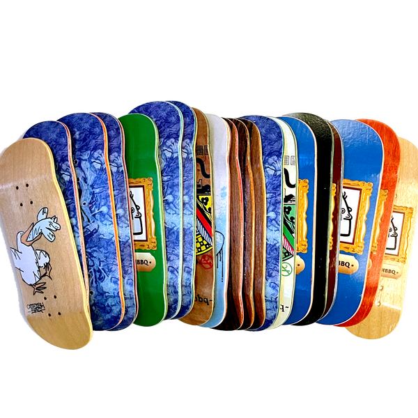 2025 RANDOM FINGERBOARD DECK (MISC)